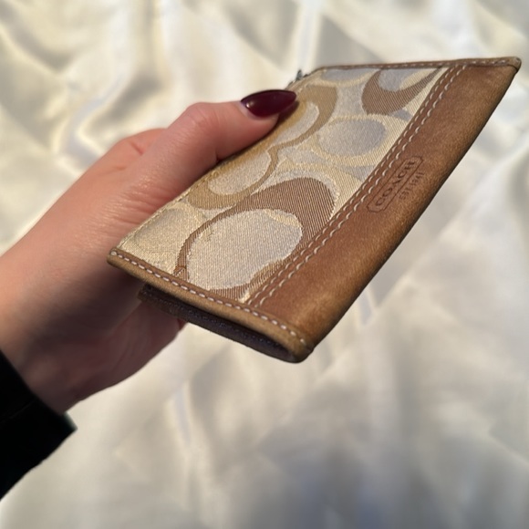 Coach Coin / Card Slot Wallet - Picture 9 of 10
